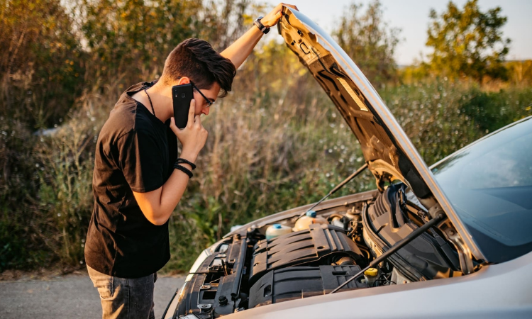 Yolda Kaldığınızda Yapmanız Gerekenler Nelerdir?